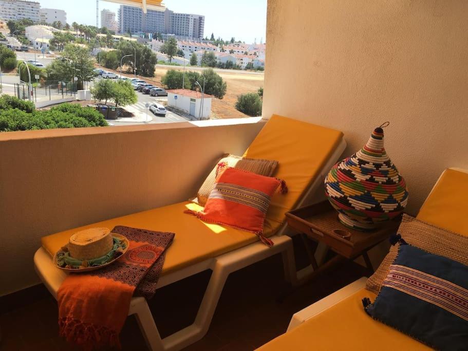 Moroccan-style T1 W/ Pool And A/c